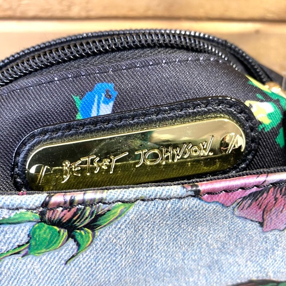 Betsey Johnson PHONE FLORAL Purse Handbag Kitsch TELEPHONE CROSSBODY - Picture 9 of 10